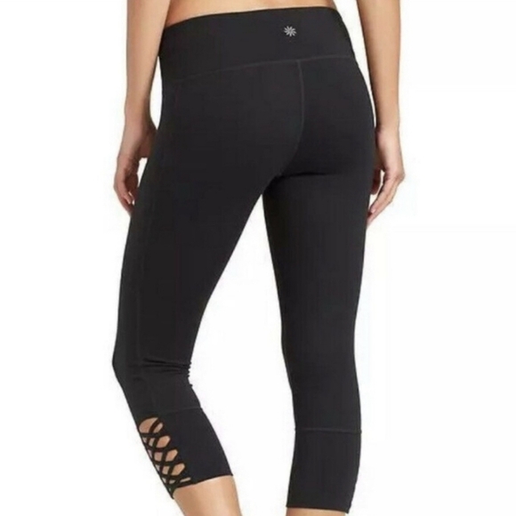 Athleta Solid Black Mind Over Matter Capri Legging Size XL - Picture 2 of 9